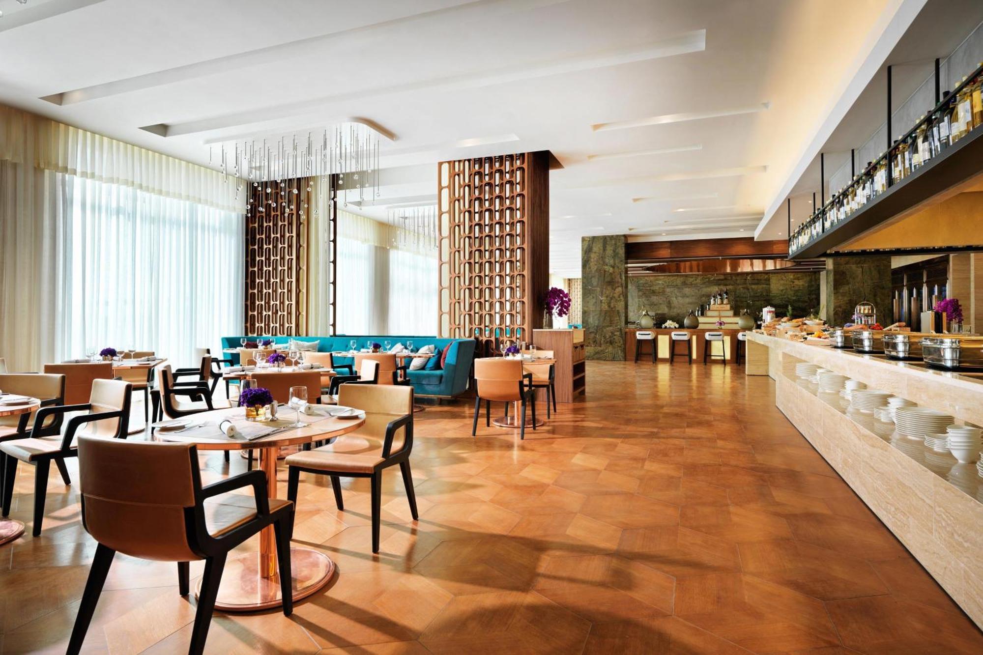 Sheraton Baku Intourist المظهر الخارجي الصورة The restaurant