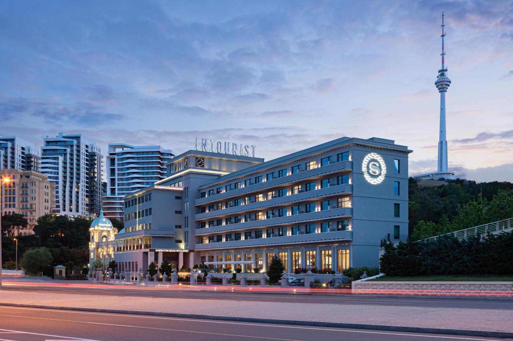 Sheraton Baku Intourist المظهر الخارجي الصورة The hotel in 2016